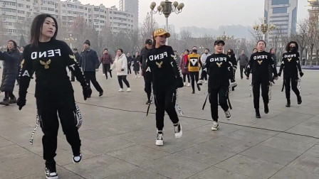 辣妈广场舞《酒醉的蝴蝶》教学视频基础步慢动作分解法下载