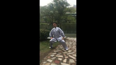 7八段锦摇头摆尾去心火视频教程慢动作