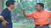 民间小调《寡妇给村长送礼》两家人争宅基两
