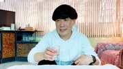 在家憋了那么多天喝酒竟要这样划拳了