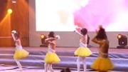 幼儿园晚会舞蹈《唱花儿的花儿》简单易学的