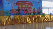 抖音流行幼儿舞蹈视频《拉丁舞红旗恰恰》中