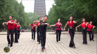 2020年最新网红广场舞《走着走着花就开了》