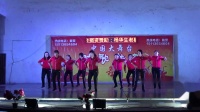 广场舞《两个世界》歌声悦耳动听 简单好看
