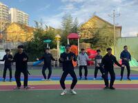 最新幼儿舞蹈《挖哩哩》完整版