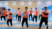 幼儿舞蹈《小猪佩奇》