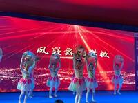 少儿舞蹈《我家住在桃花山》