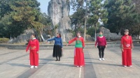 贵贵广场舞《梅花泪》