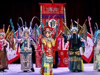 京剧《穆桂英挂帅》