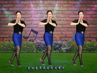 广场舞《小小的情大大的爱》