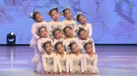 幼儿舞蹈《微笑的季节》视频完整版