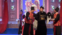 秦腔《周仁回府》舞台表演干净利落