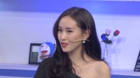 《时尚汇 2021》 第20210801期 巧做低头族