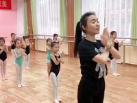 幼儿舞蹈《妈妈宝贝》完整版