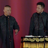 上厕所带俩保镖