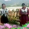 壮话山歌《马来江上红旗飘》